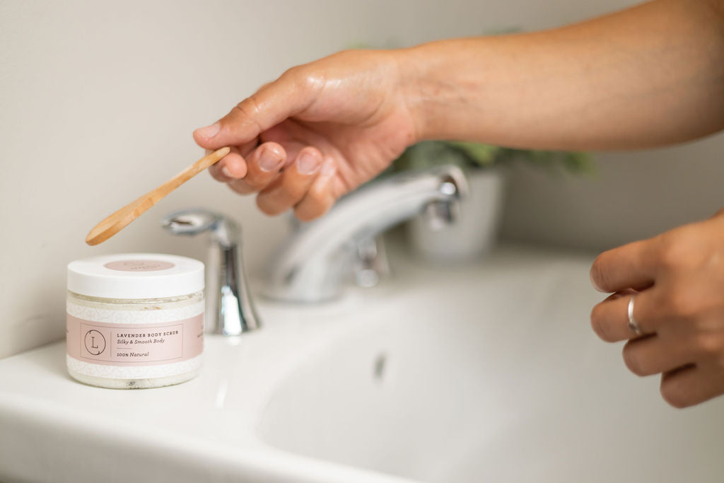 Natural Body Scrub - Exfoliating Scrub and Moisturizing Body Scrub